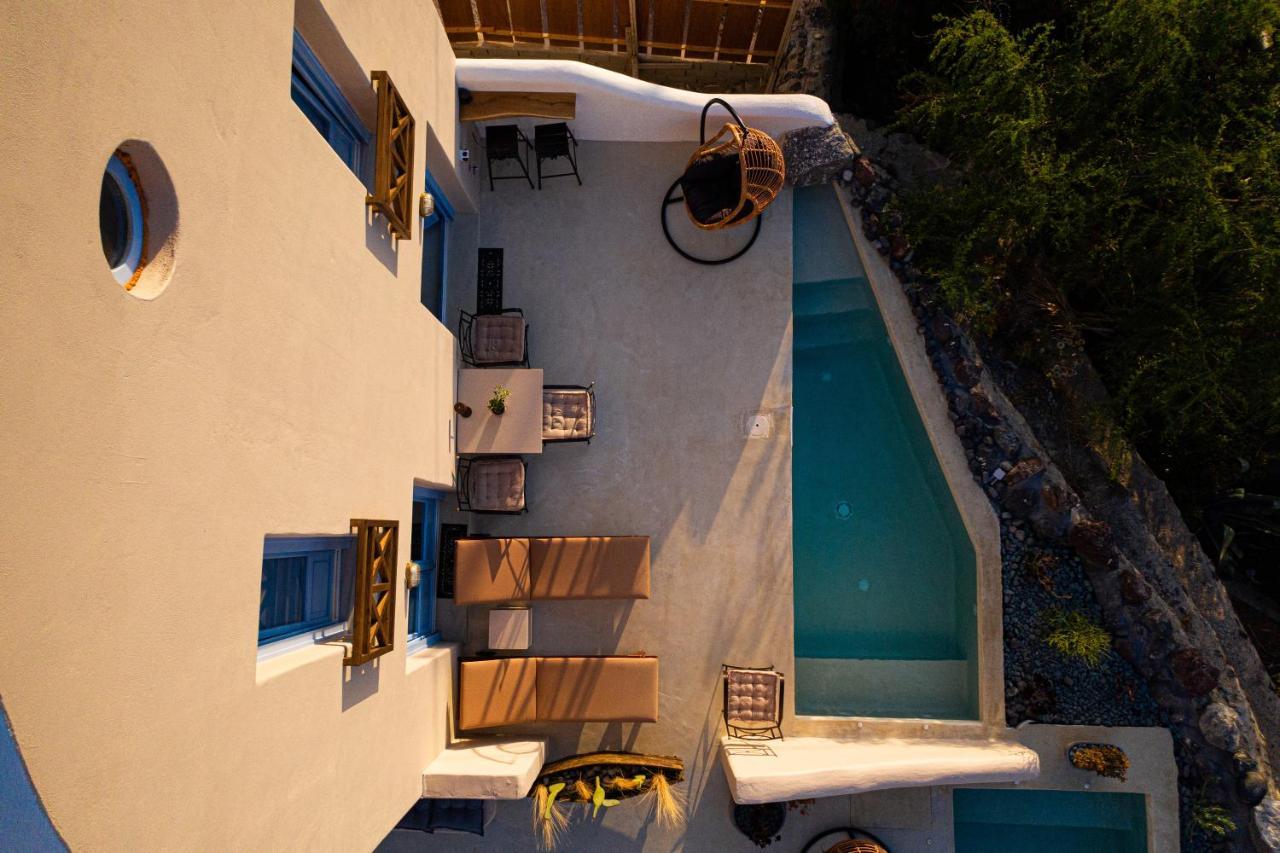 Pink Freud Santorini