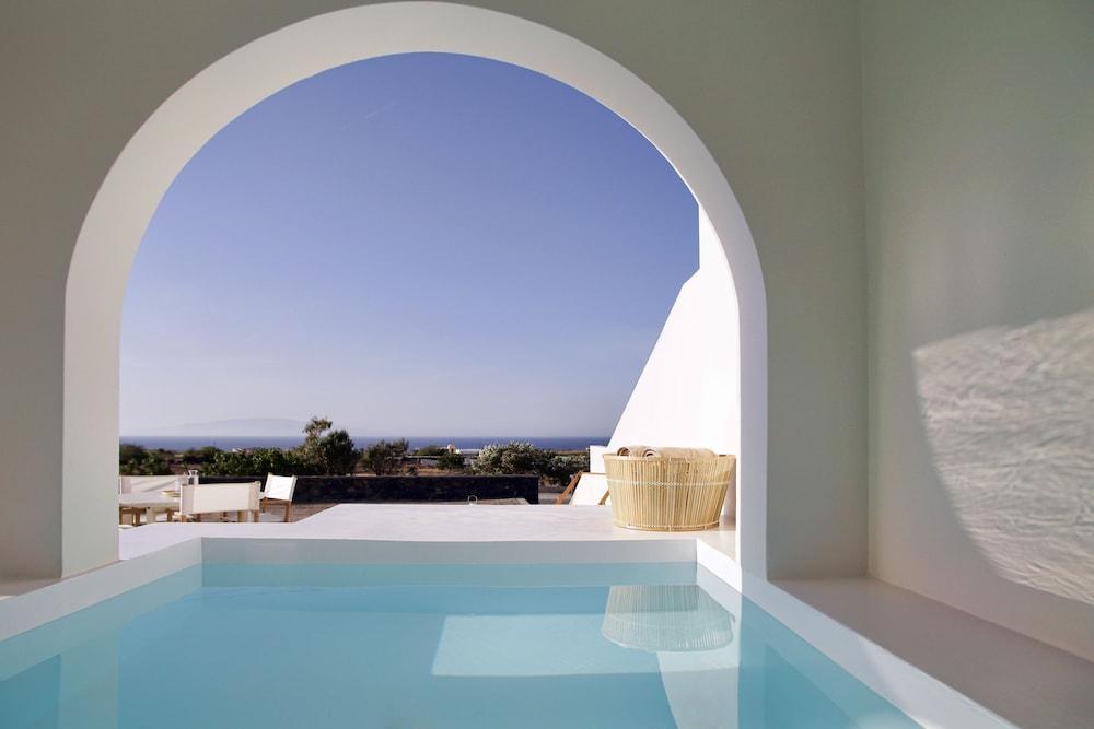 Vino Hotel 3*