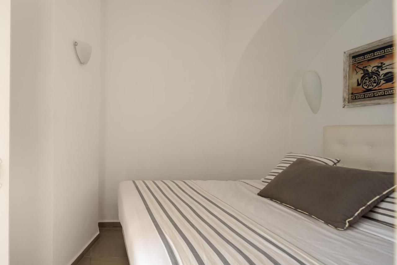 Amoudi Oia (Santorini)
