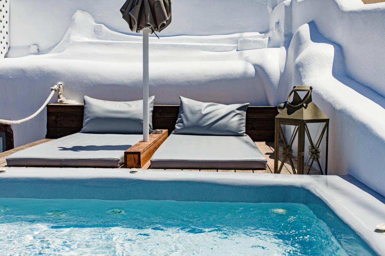 Holiday home Gemini Caves Oia (Santorini)