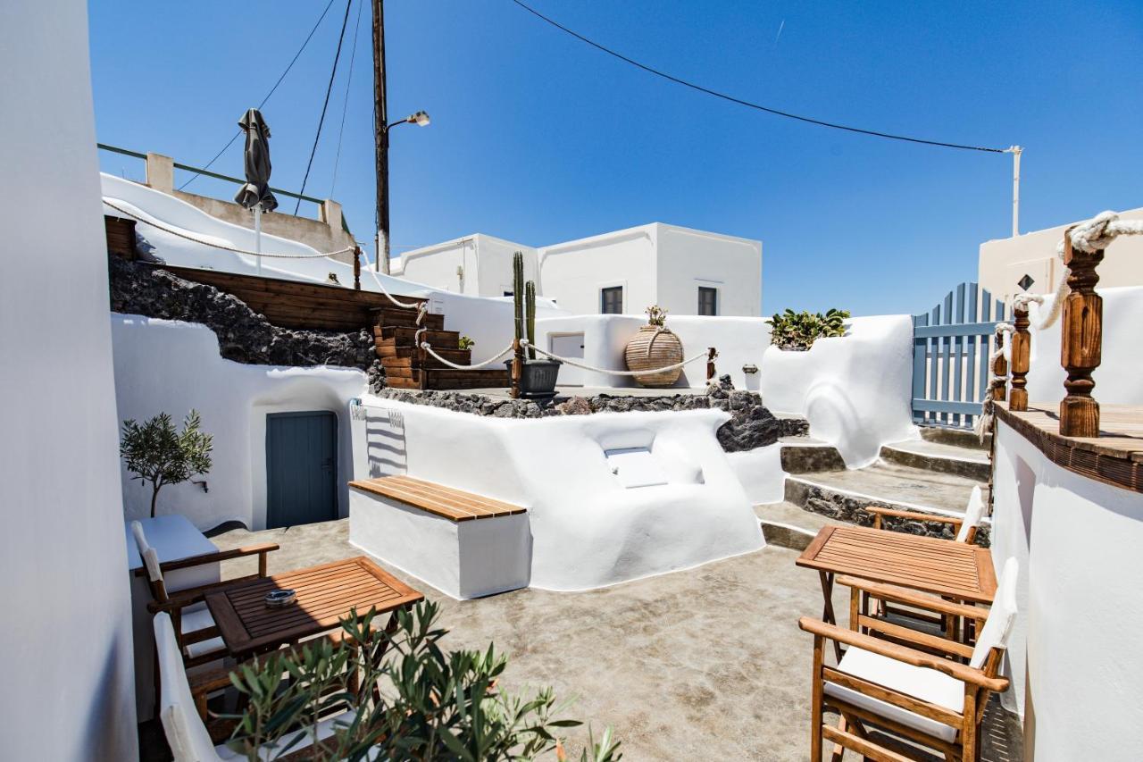 Holiday home Gemini Caves Oia (Santorini)