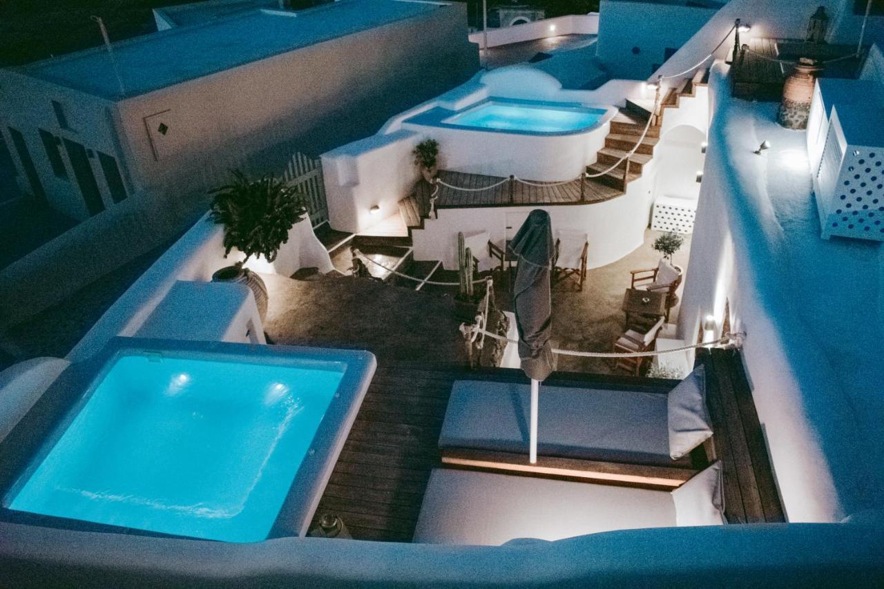 Holiday home Gemini Caves Oia (Santorini)