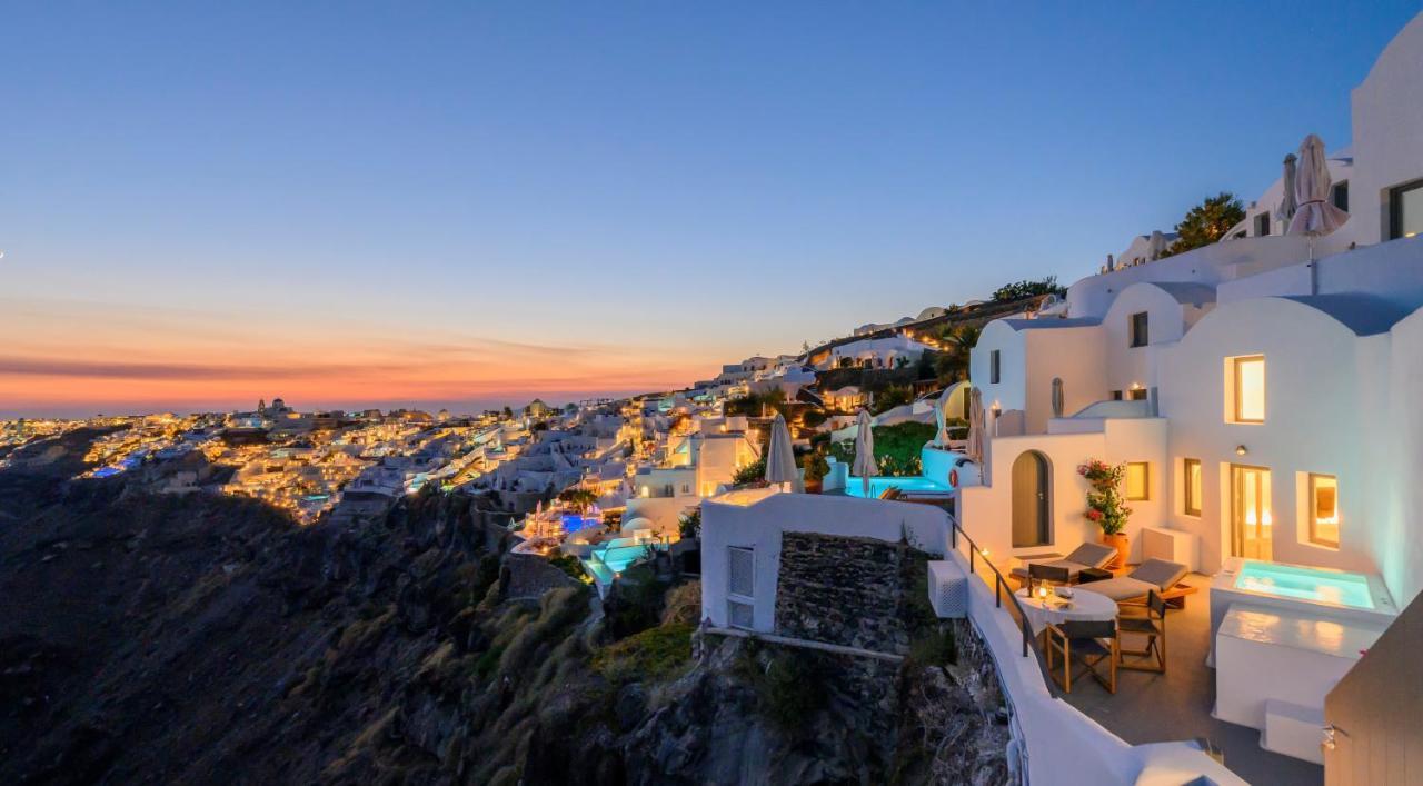 Ikies Santorini 4* Oia (Santorini)
