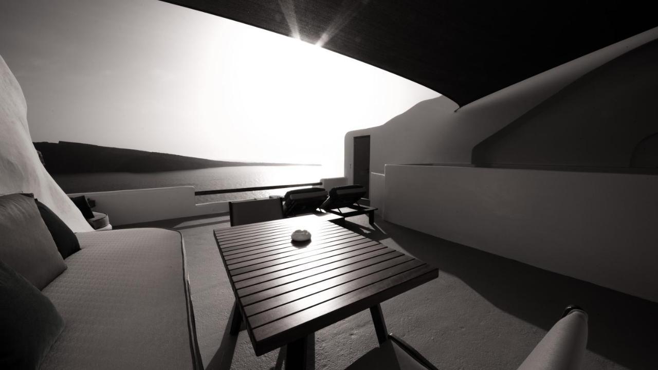 Maregio Hotel Oia (Santorini)