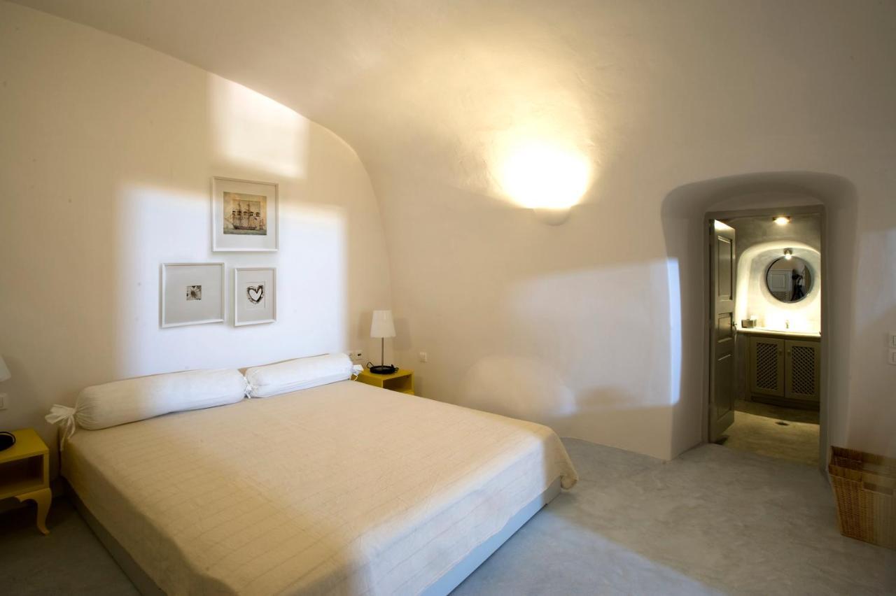Ambelia Traditional Aparthotel