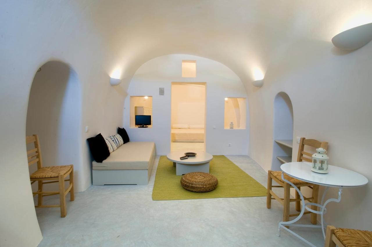 Ambelia Traditional Aparthotel 3*