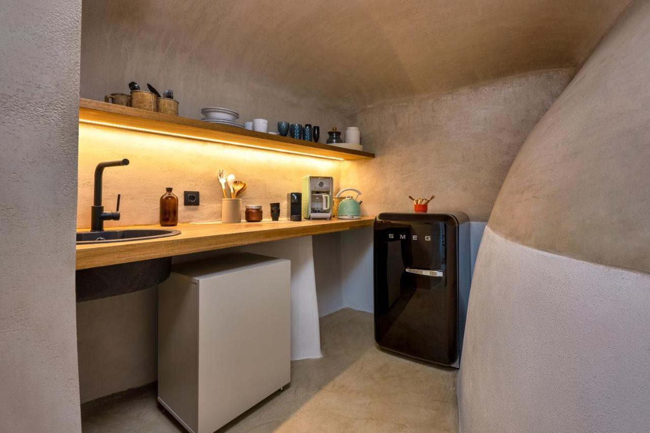 Villa Iota Monocave By Thireon Ia