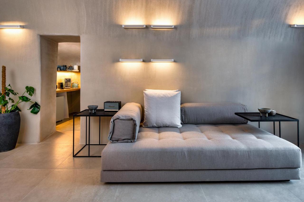 Villa Iota Monocave By Thireon *