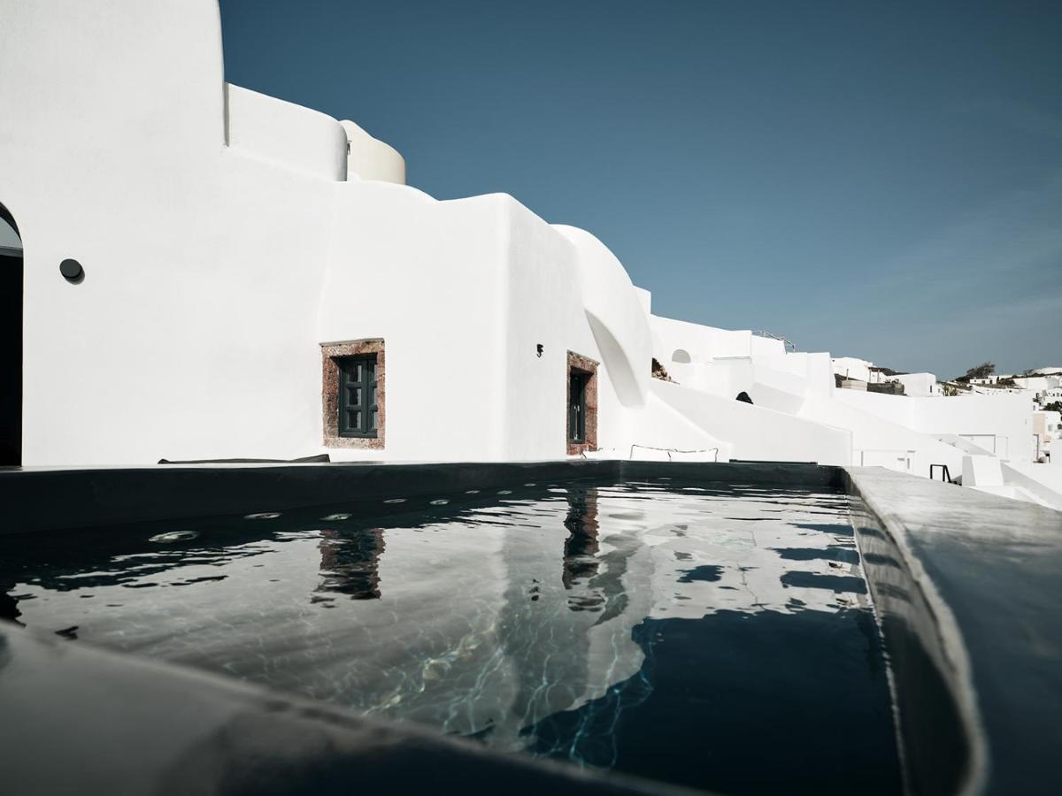 Hotel Abyss