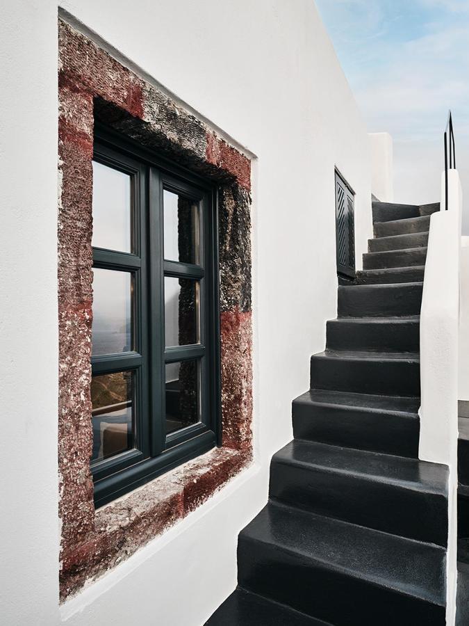 Abyss 5* Oia (Santorini)
