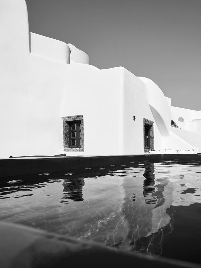 Hotel Abyss