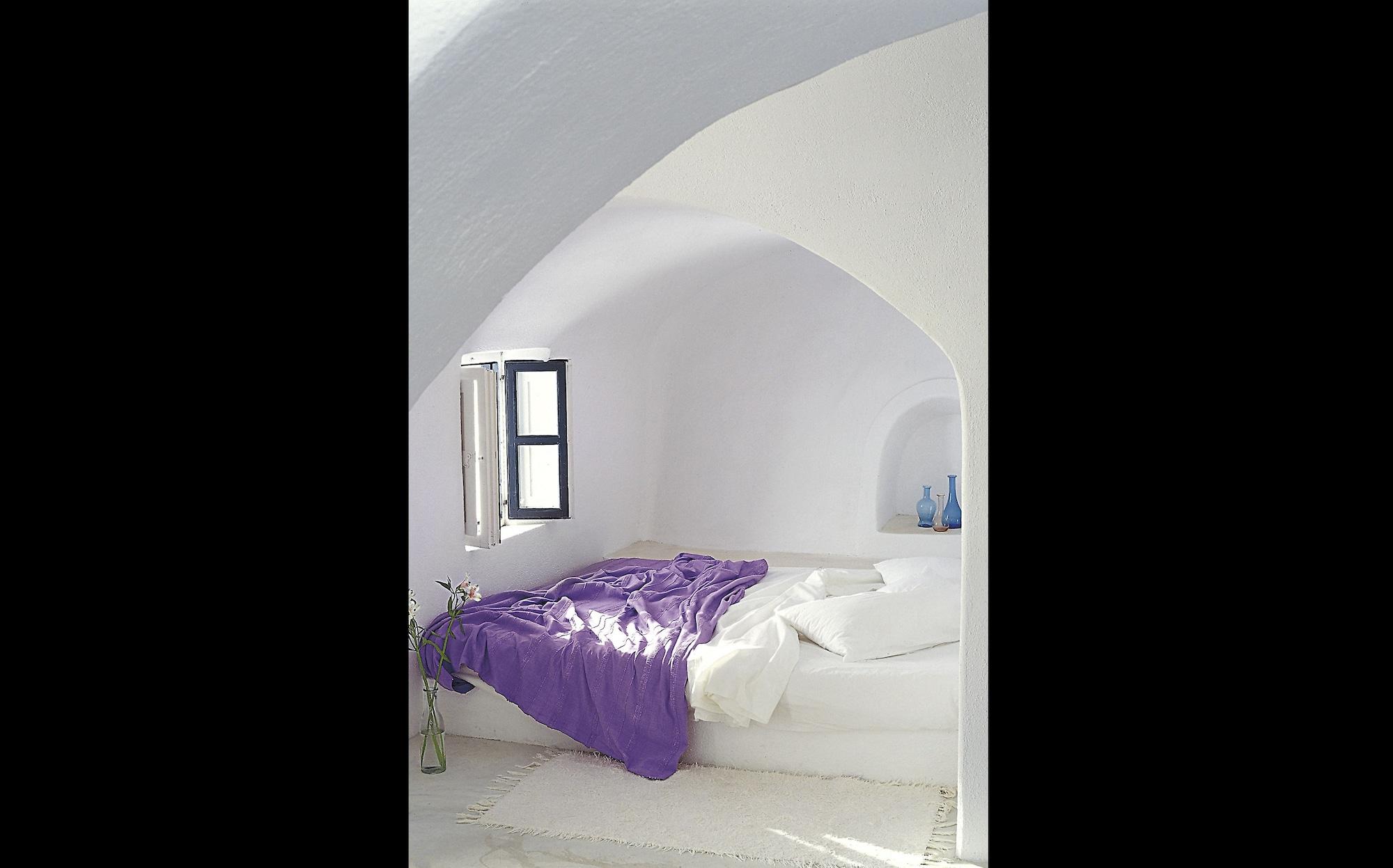 Perivolas Oia (Santorini)