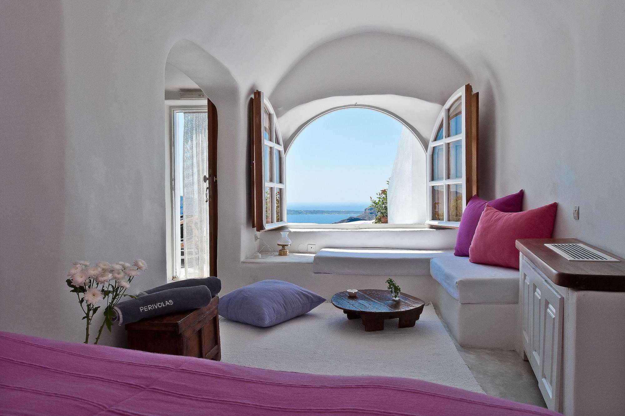 Perivolas Oia (Santorini)