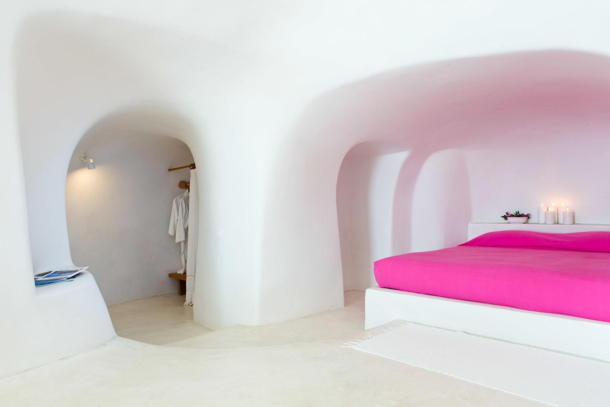 Hotel Perivolas