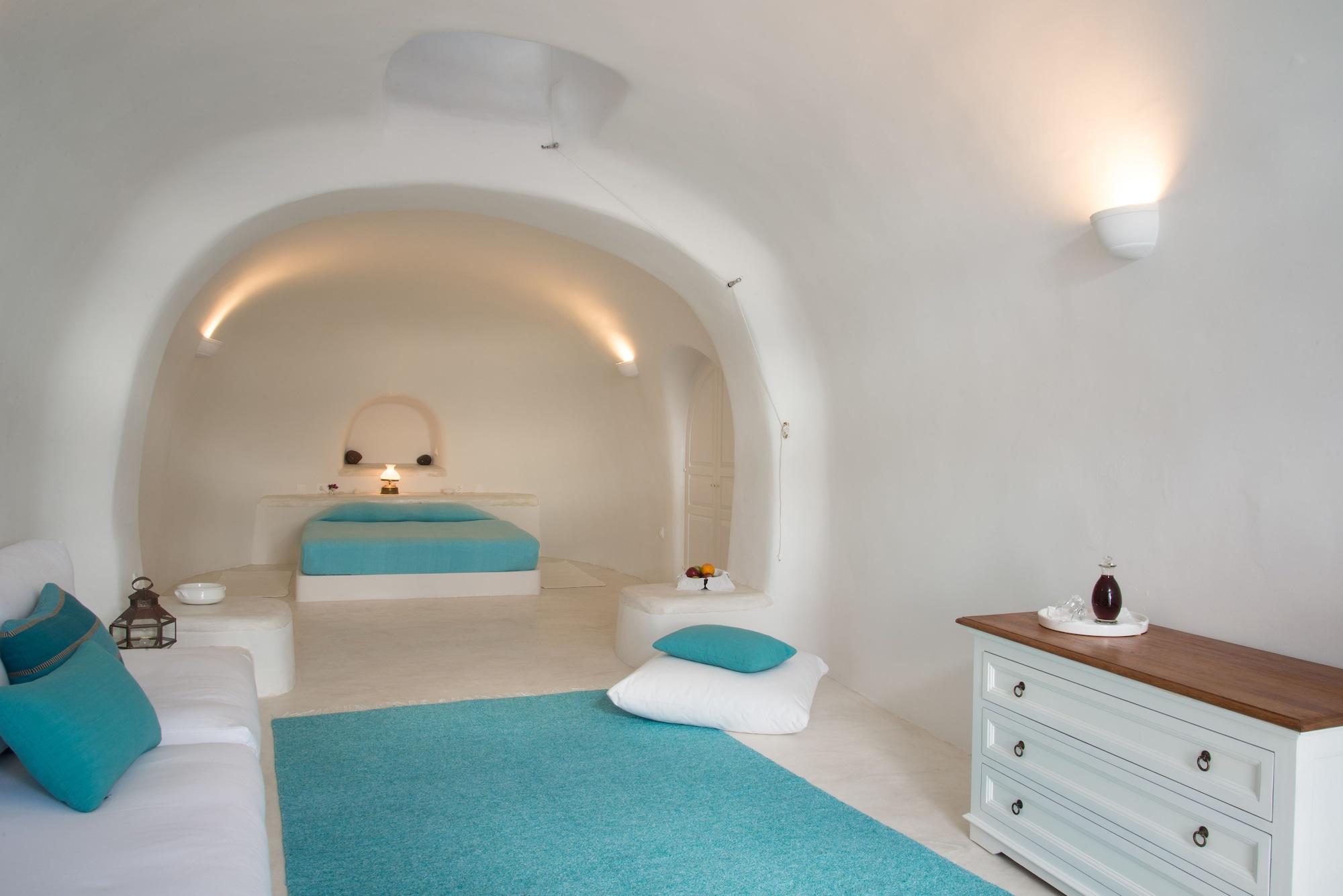 Hotel Perivolas