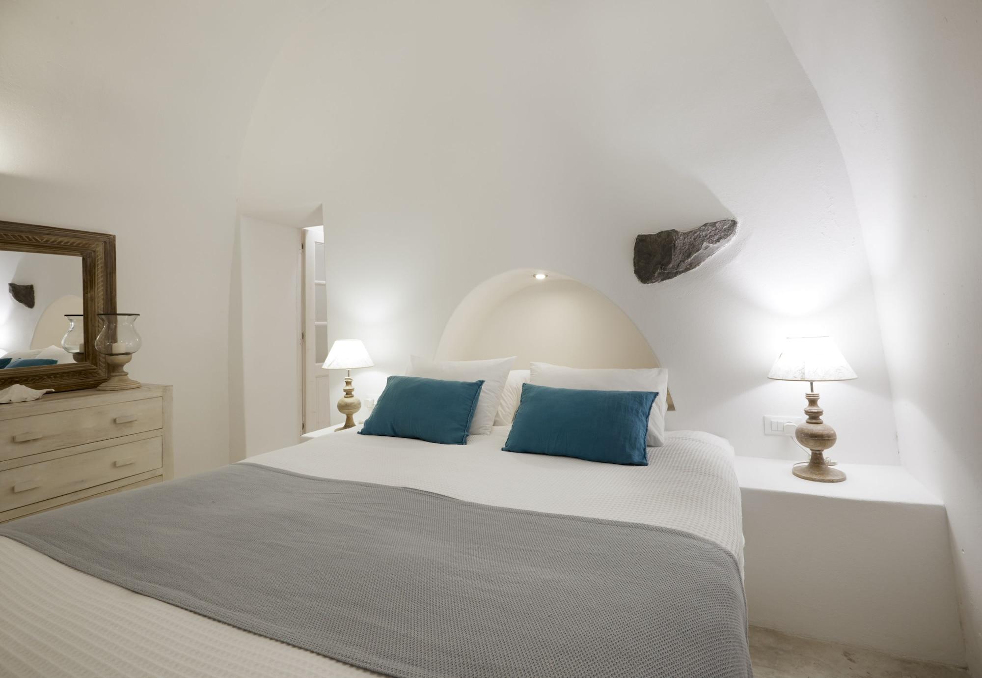 Azalea Holiday home Oia (Santorini)