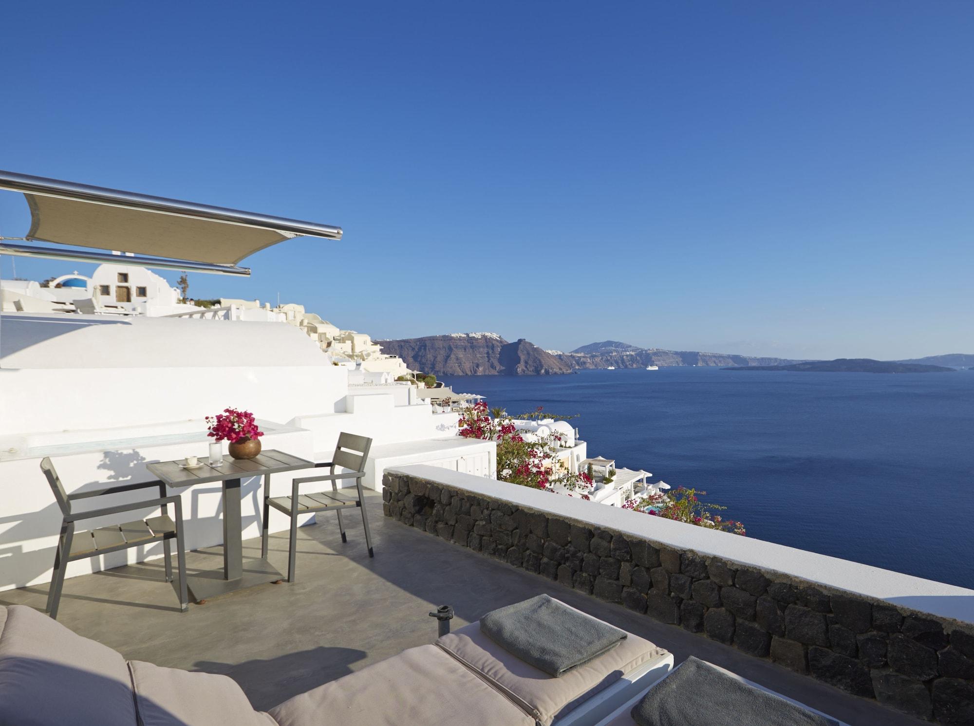Azalea Oia (Santorini)