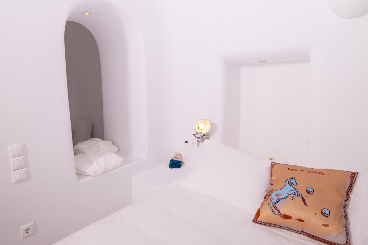 Aristos Life Luxury Cave Oía
