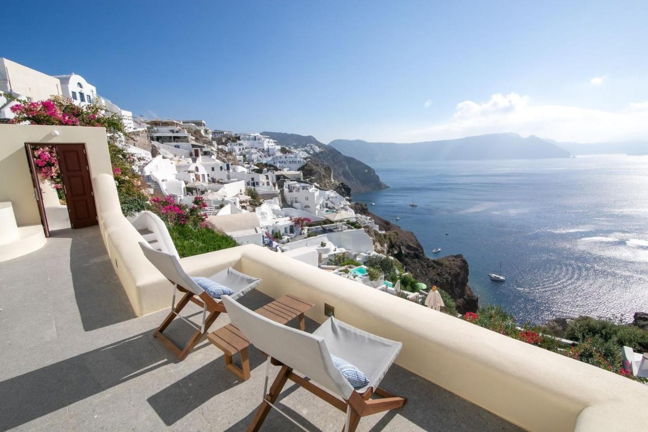 Aloia Villas Santorini Two Bedroom Villa With Outdoor Hot Tub Spyros Demi Villa Oia (Santorini)