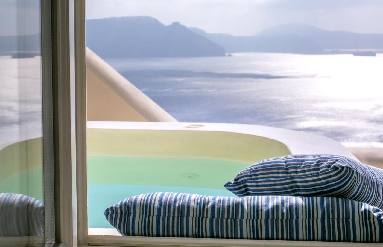 Aloia Villas Santorini Two Bedroom Villa With Outdoor Hot Tub Spyros Demi