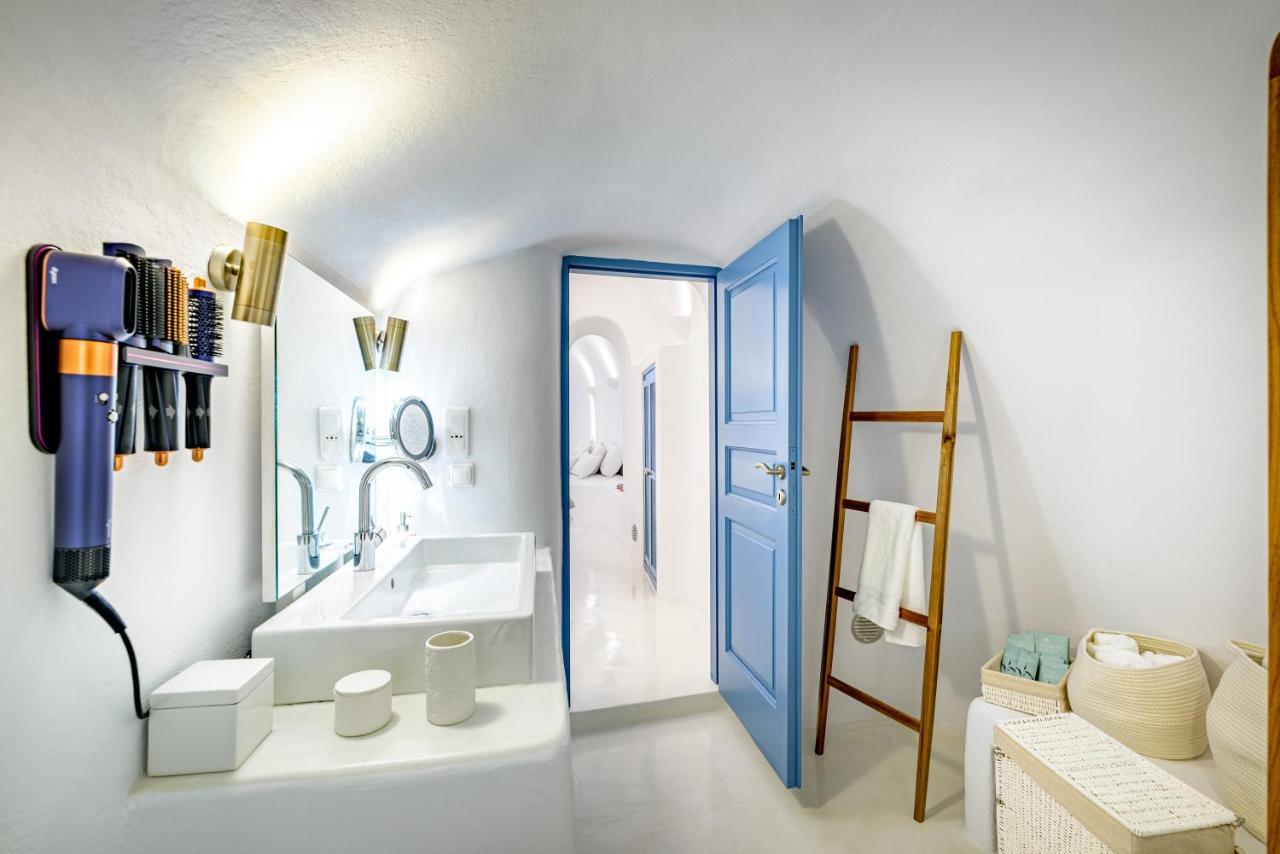 Aristos Life Luxury Cave Oía