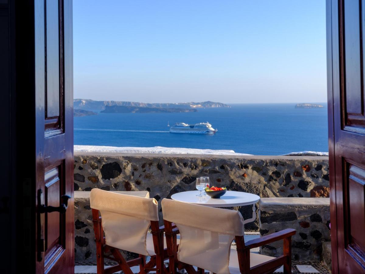 Nikos Aparthotel 4*