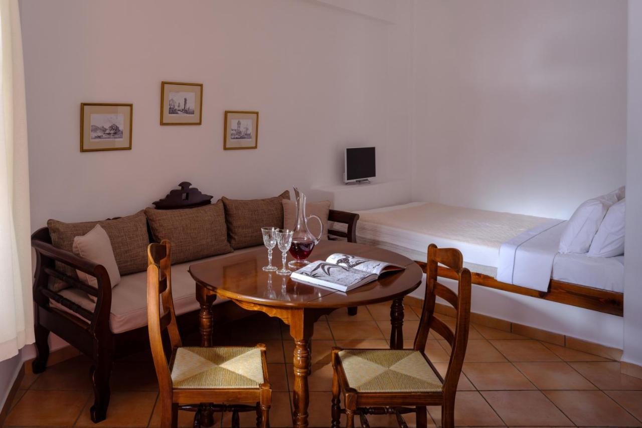 Nikos Aparthotel