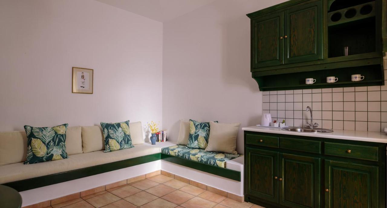Nikos 4* Oia (Santorini)