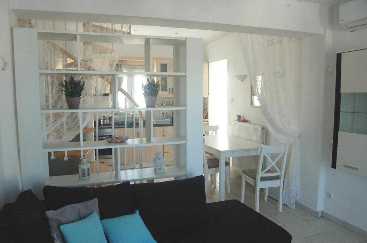 Sea Paradise - Seaside & Private Jacuzzi Holiday home *