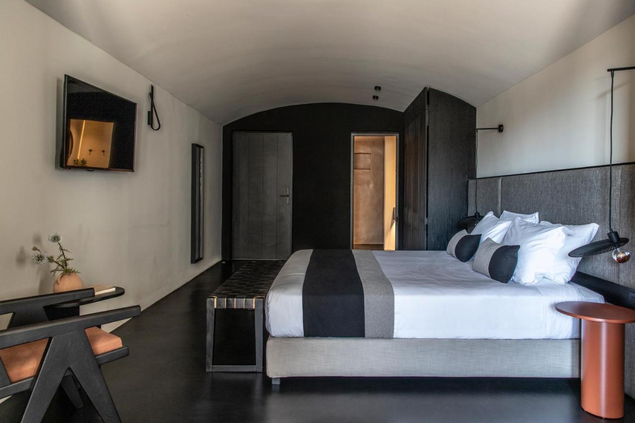 Aparthotel Nimbus Santorini Oia (Santorini)