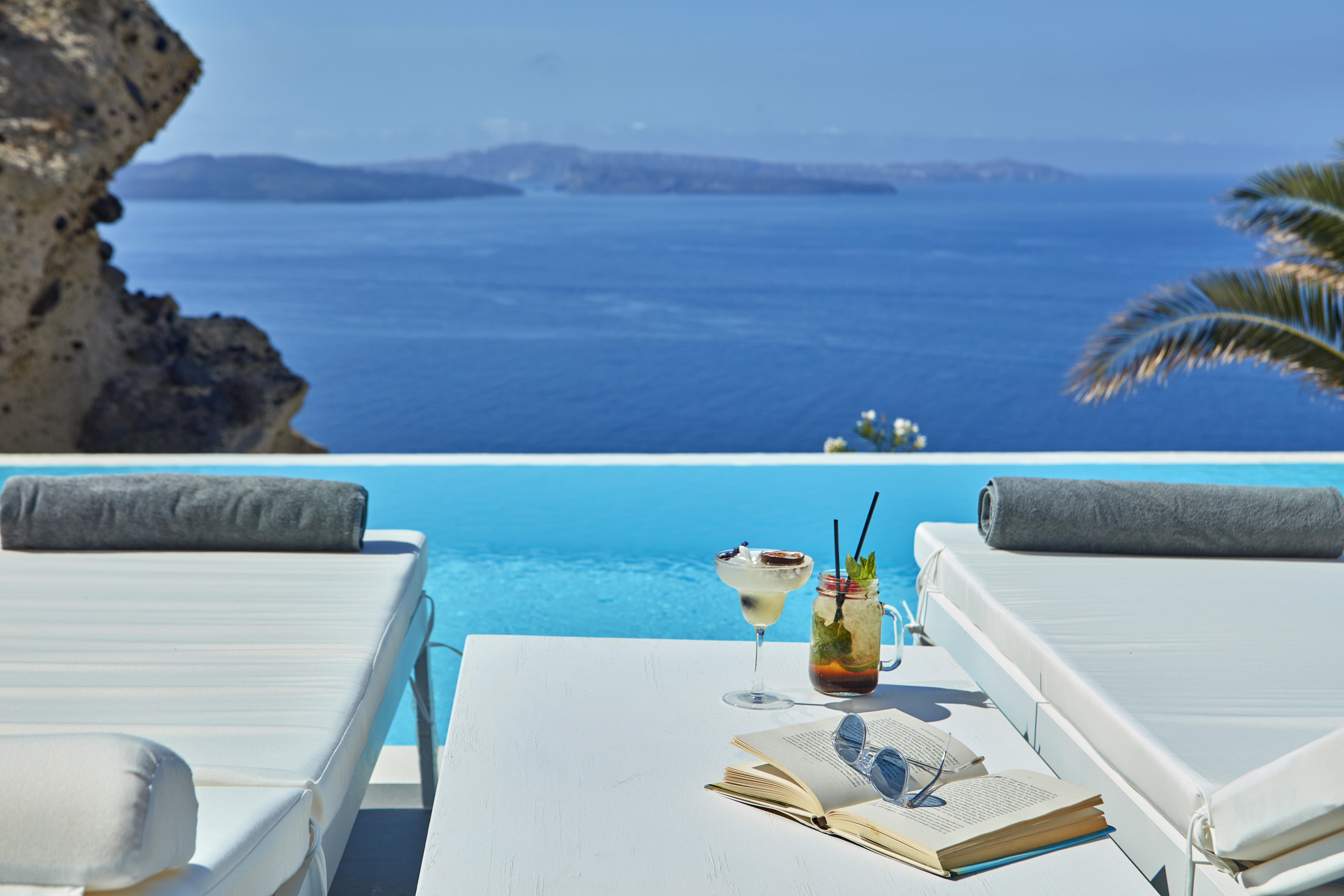 Katikies Santorini - The Leading Of The World Hotel