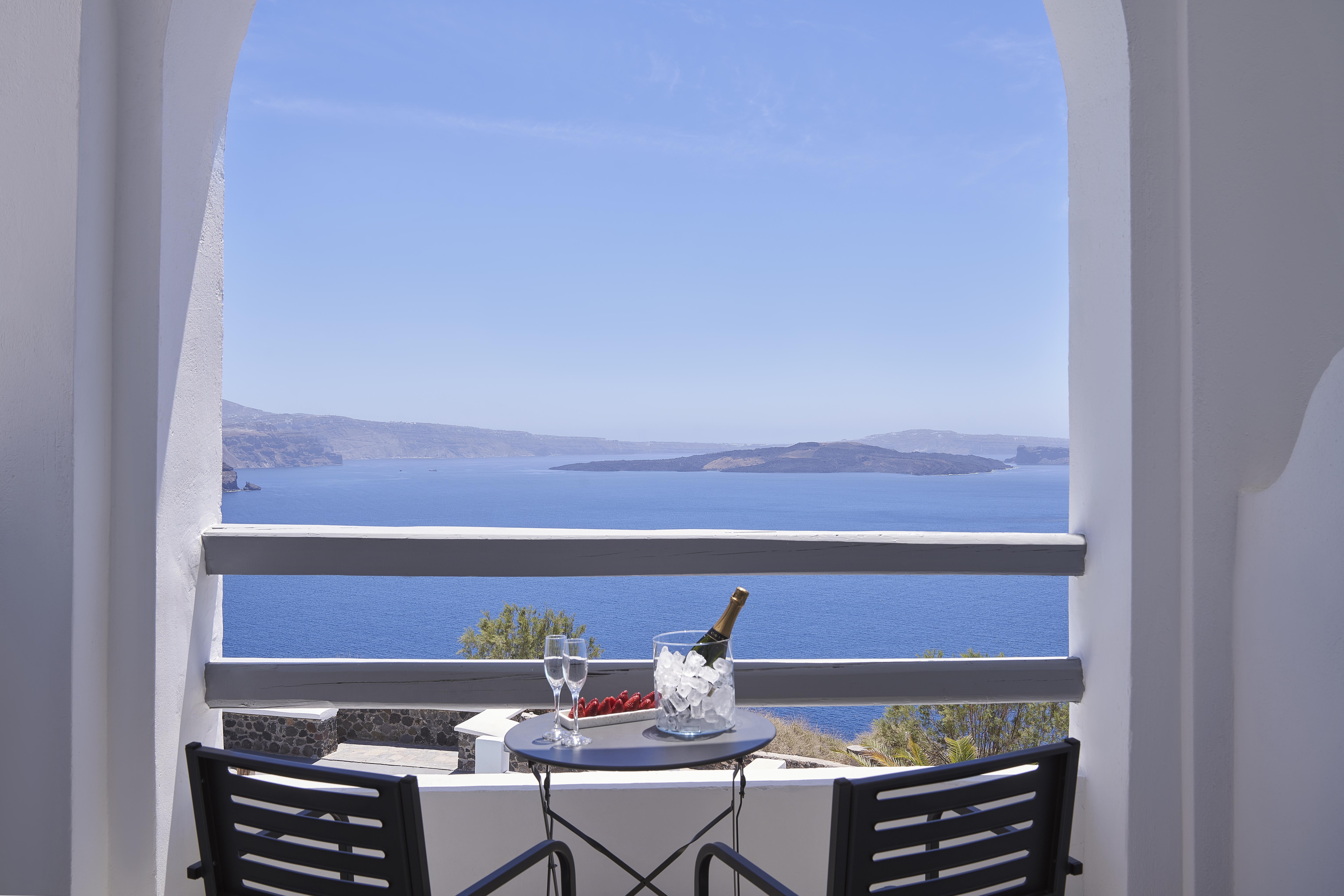 Hotel Mr And Mrs White - Santorini 4*
