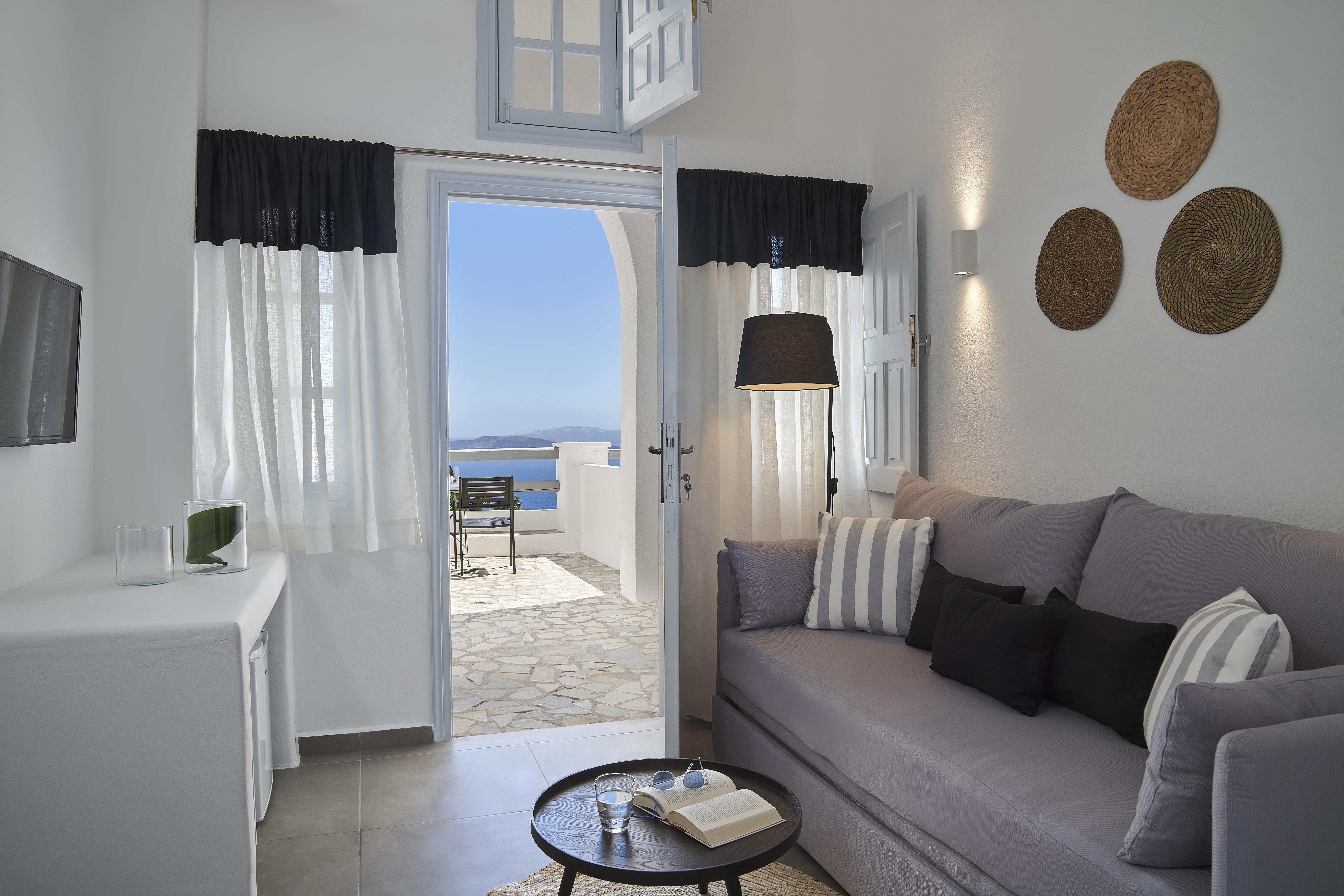 Mr And Mrs White - Santorini 4* Ia