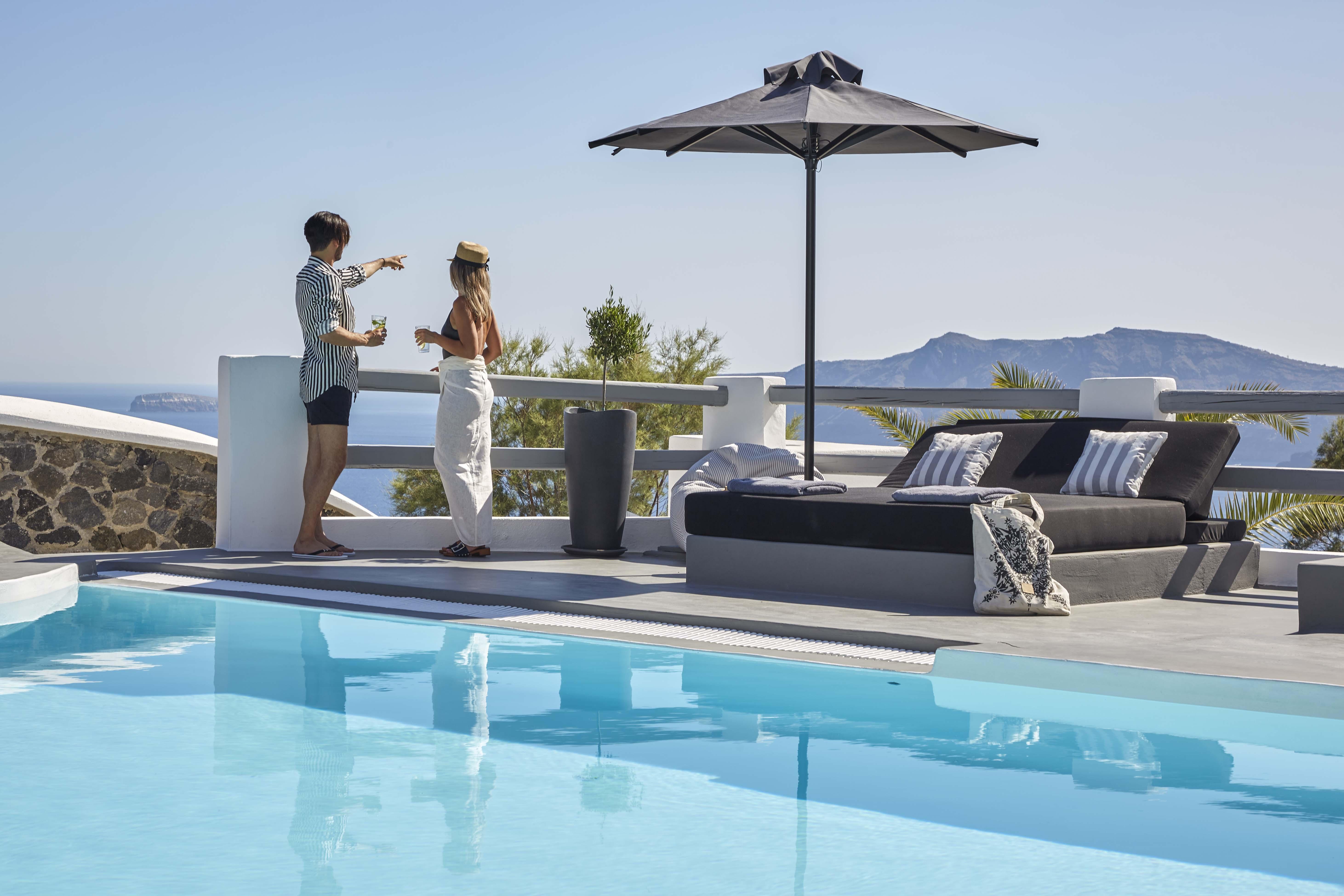 Mr And Mrs White - Santorini 4* Ia