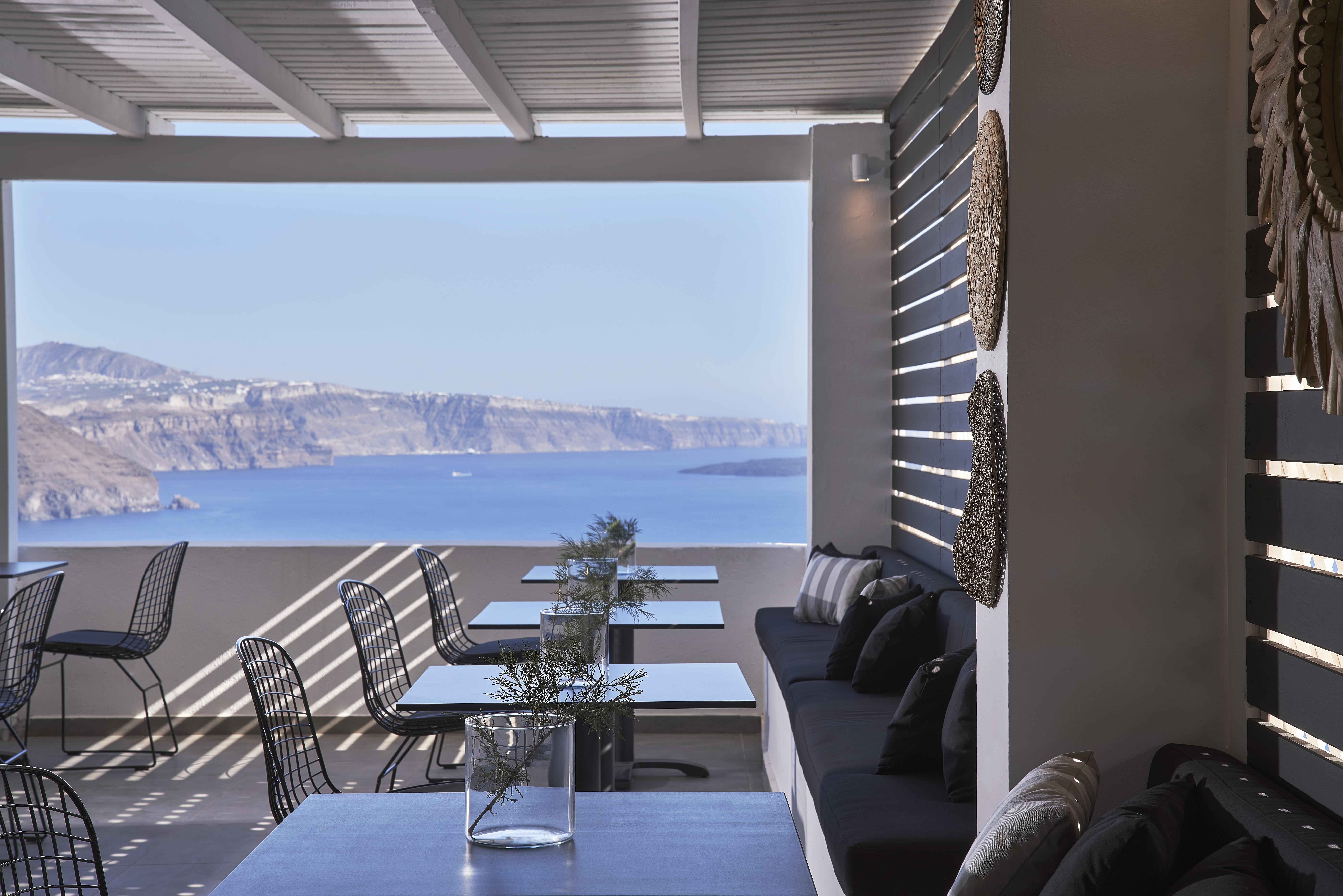 Hotel Mr And Mrs White - Santorini 4*