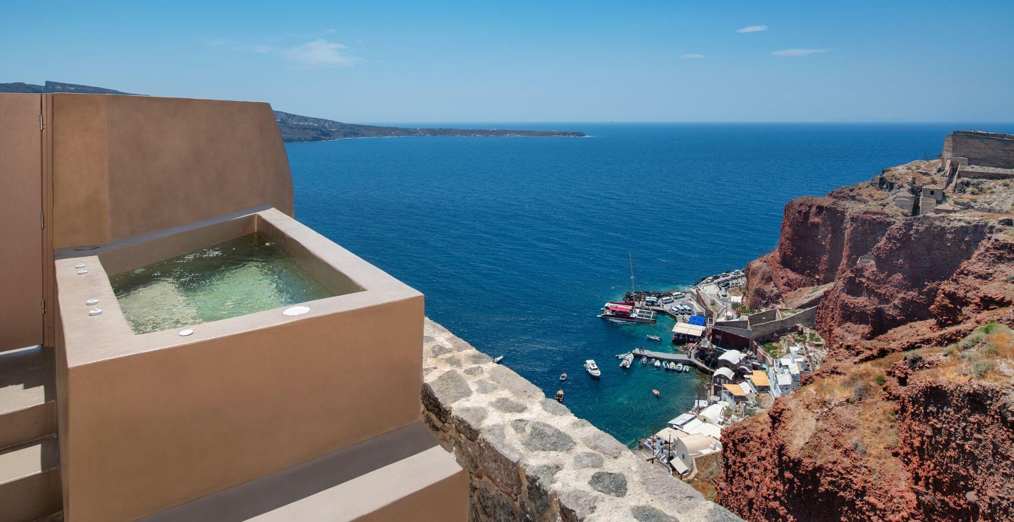 Old Castle Oia (Santorini)