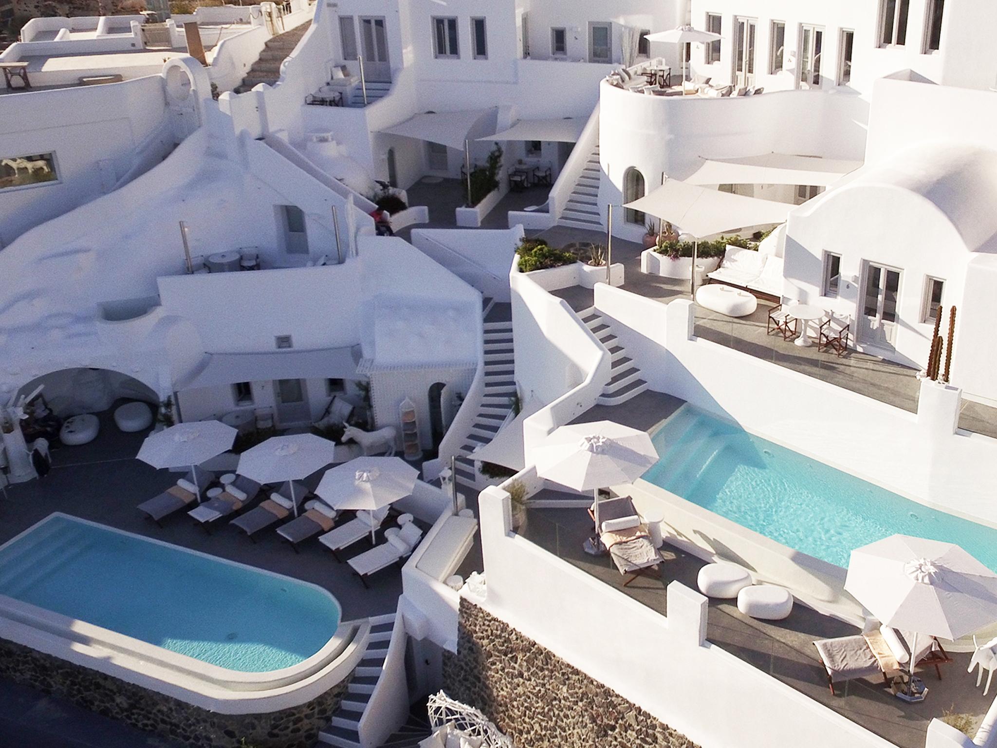 Canaves Sunday Hotel