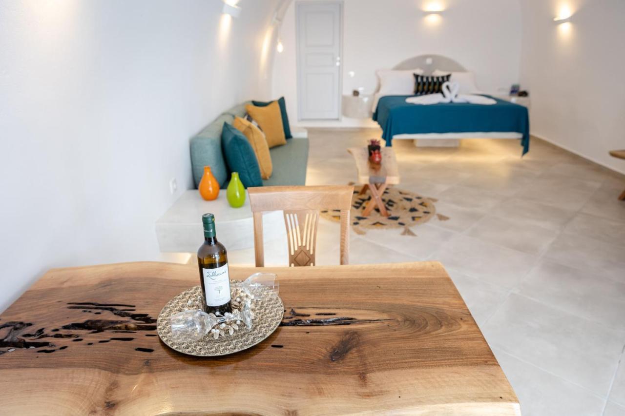 Sunborn * Oia (Santorini)