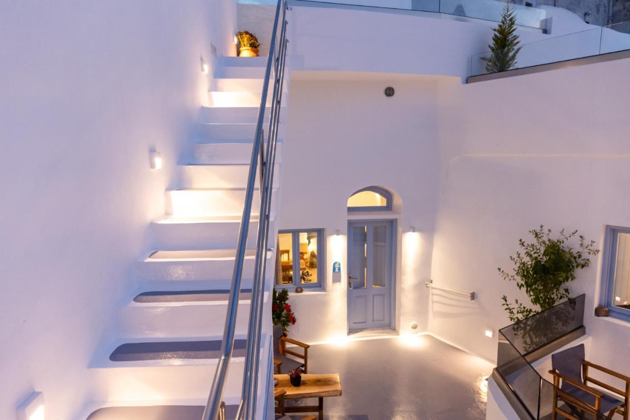 Sunborn * Oia (Santorini)
