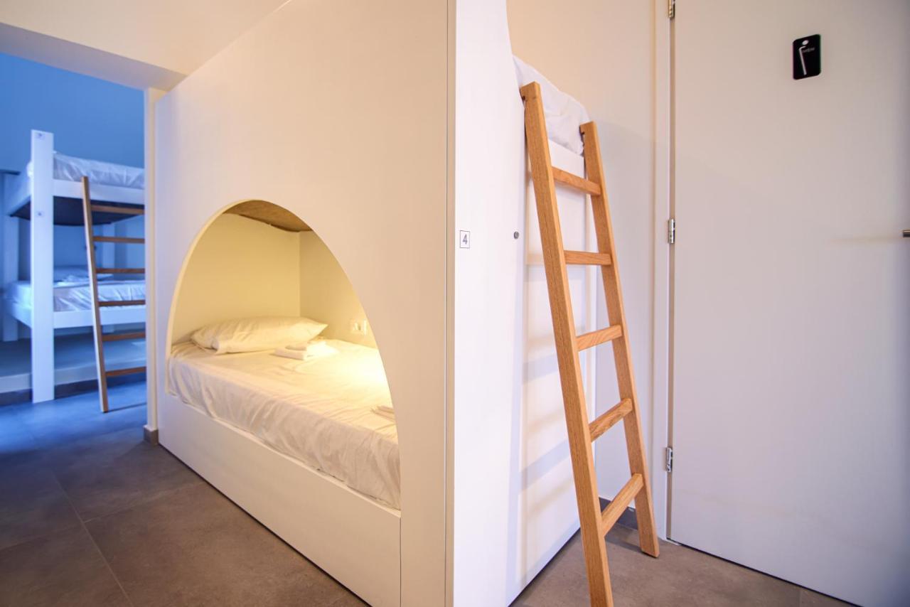 Central Hostel Oia * Ia