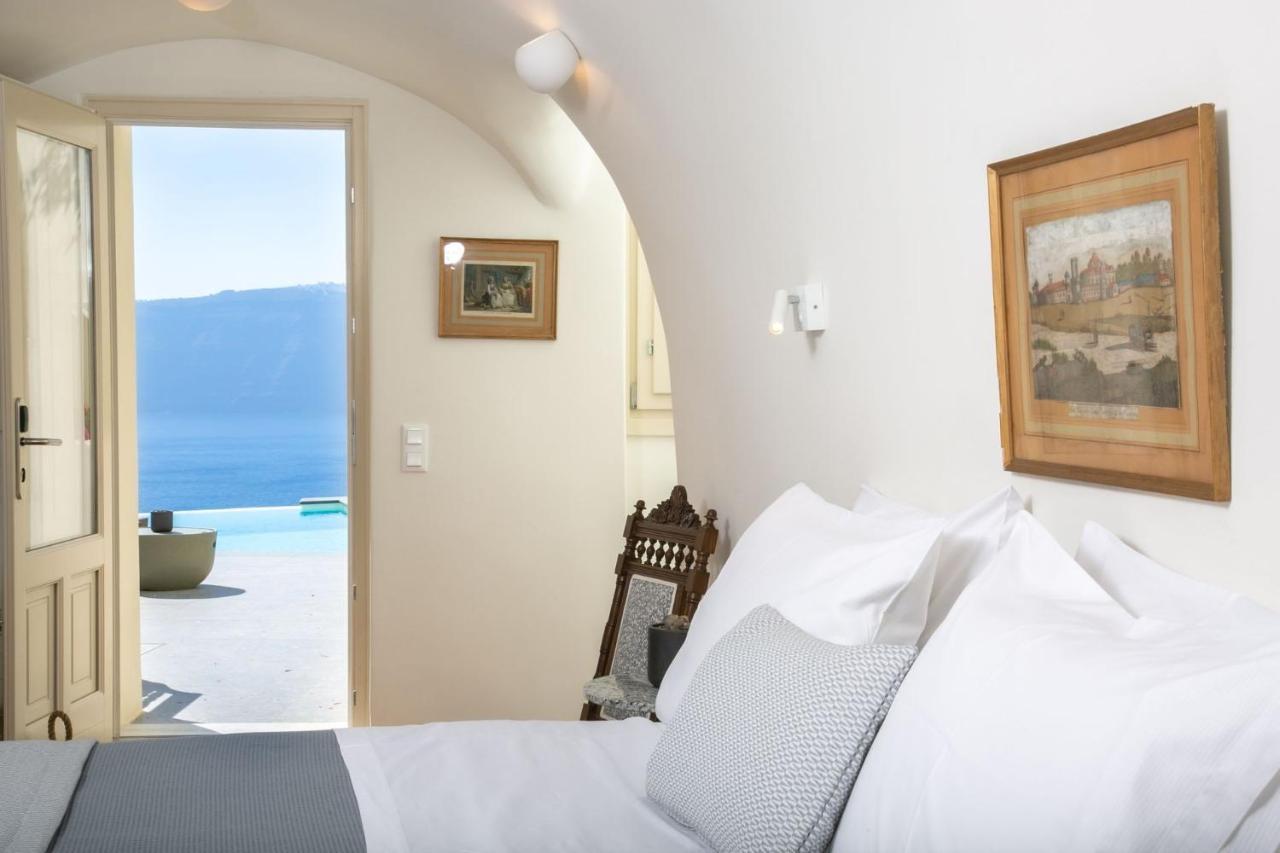 Elegant Santorini Villa Ioulia Private Pool Air Conditioning 3 Bedrooms Villa Oia (Santorini)
