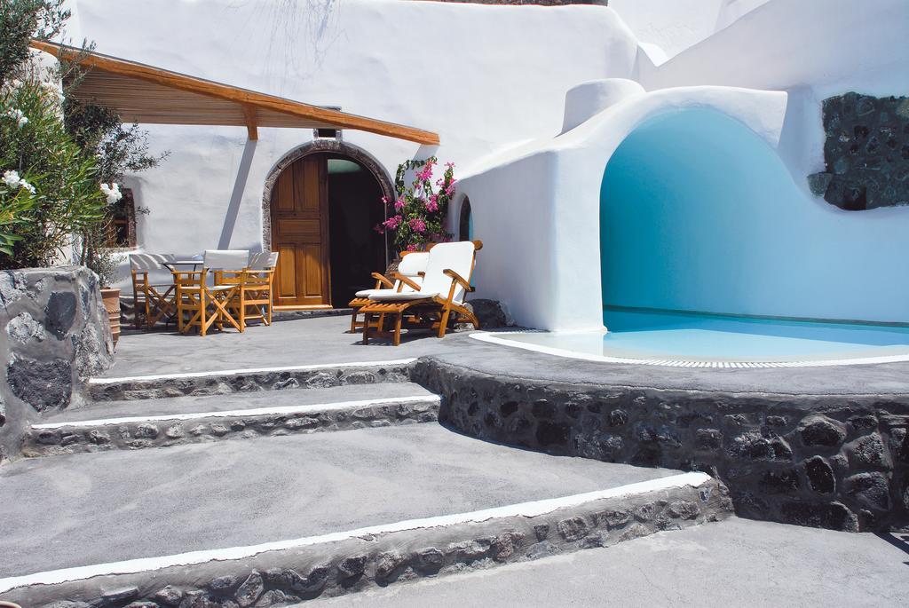 Perivolas Oia (Santorini)
