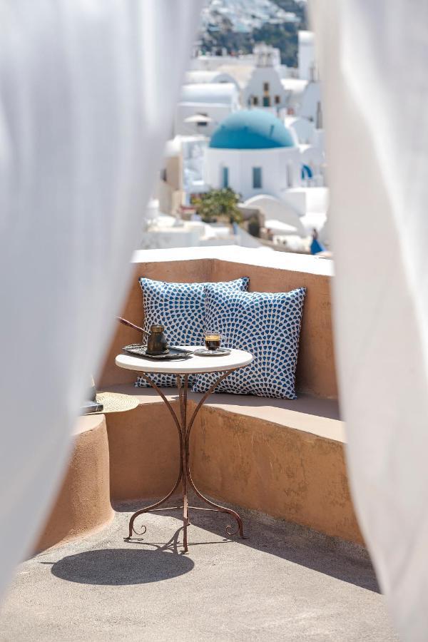 Oasis With Caldera View * Oia