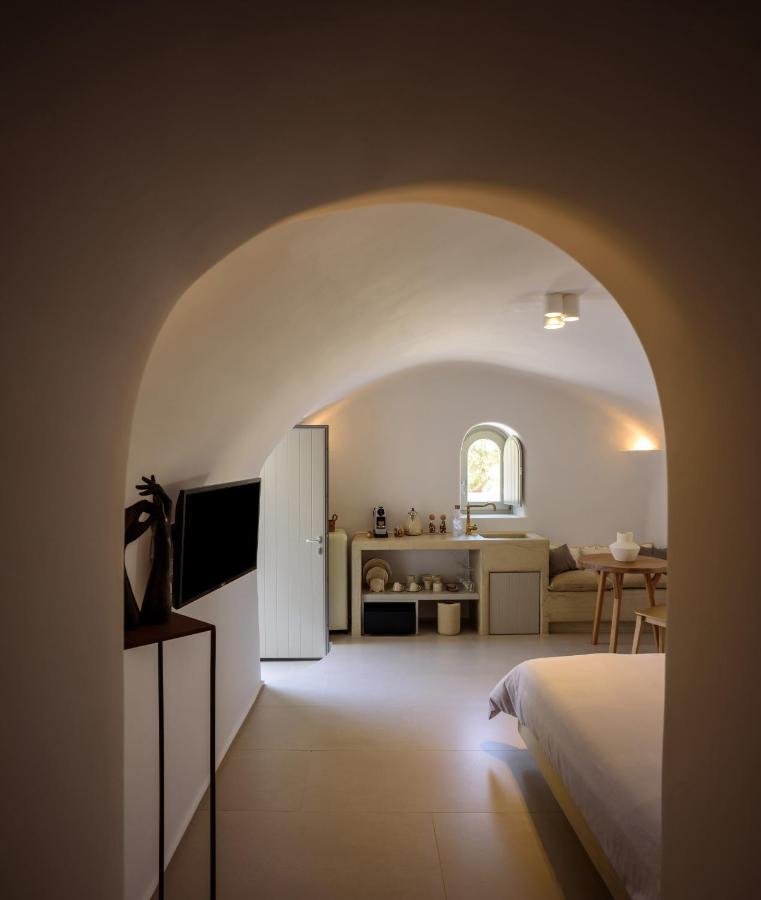 Treasures Art Apartment