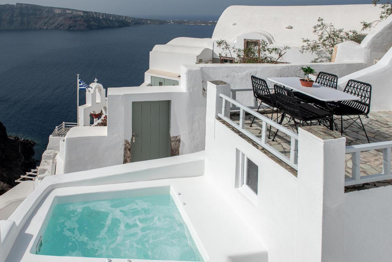 Ambi Santorini Villa *