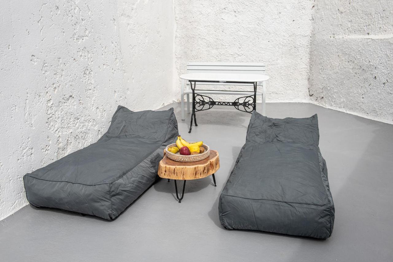 Ambi Santorini Villa