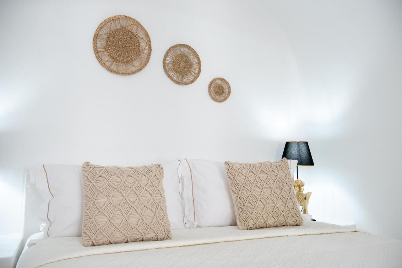 Ambi Santorini Oia (Santorini)