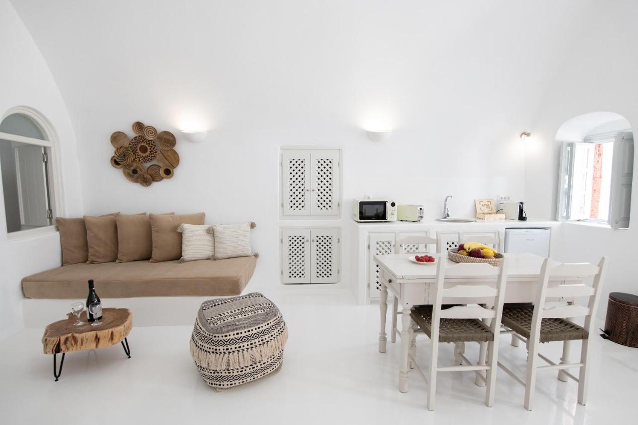 Ambi Santorini Villa Oia (Santorini)