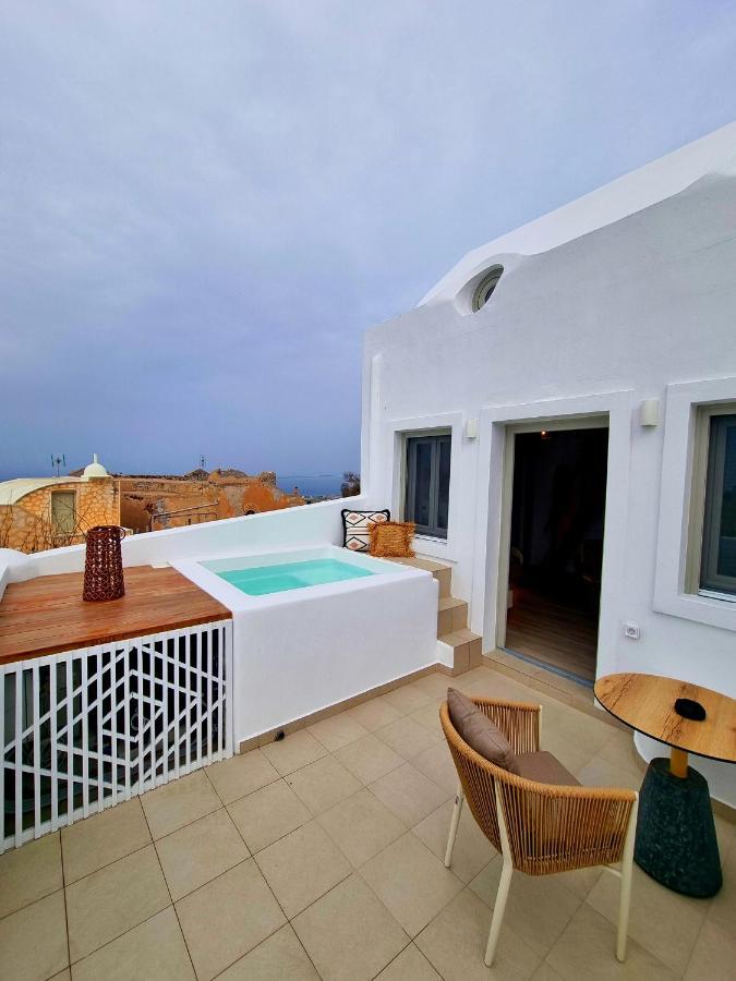 Lovely House At Village Center Oia (Santorini)