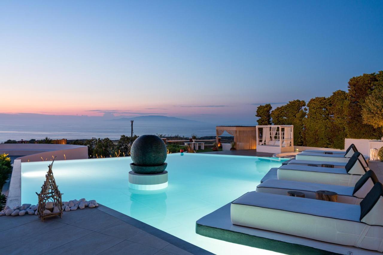 Lovely House At Village Center * Oia (Santorini)